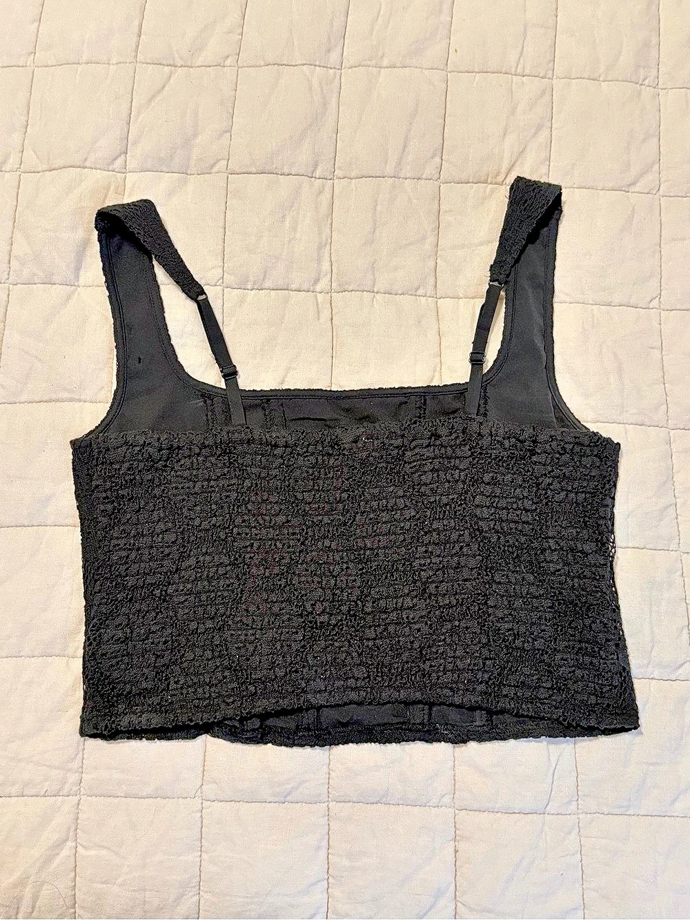 American Eagle Lace Crop Top in Black Size Large Like New